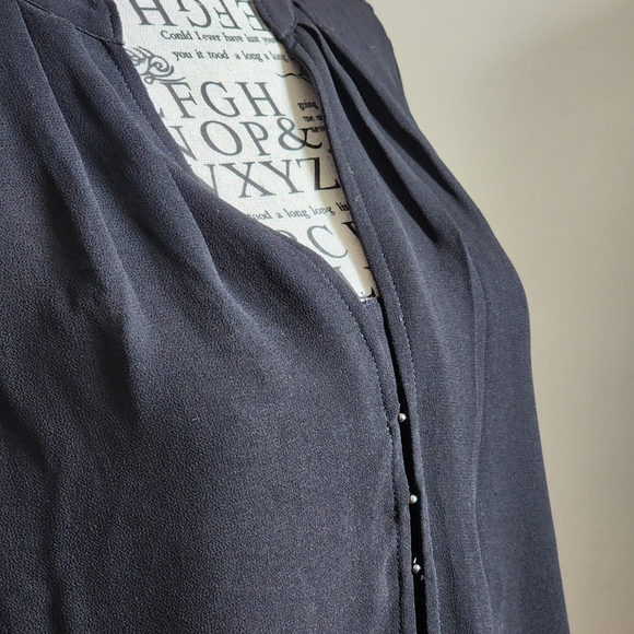 Elegant Black Women's Top - Picture 3 of 12